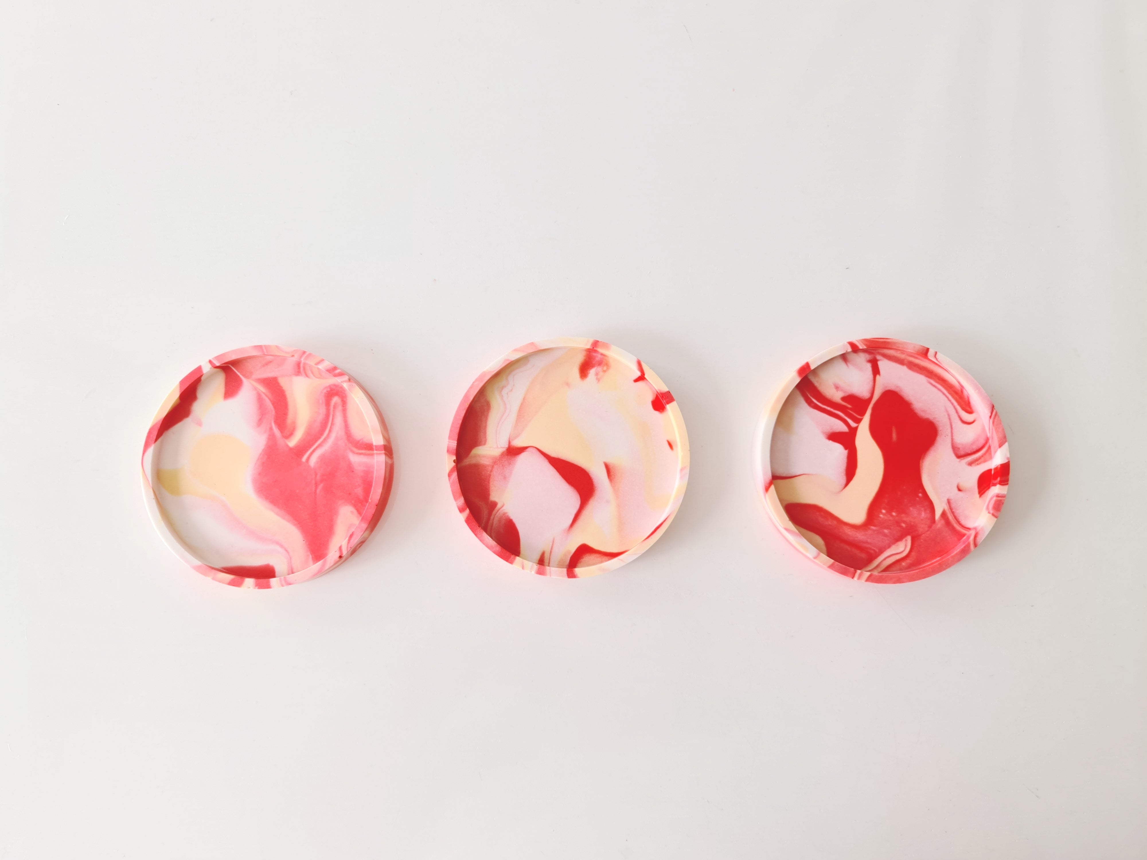 Lychee Rose - Round Marble