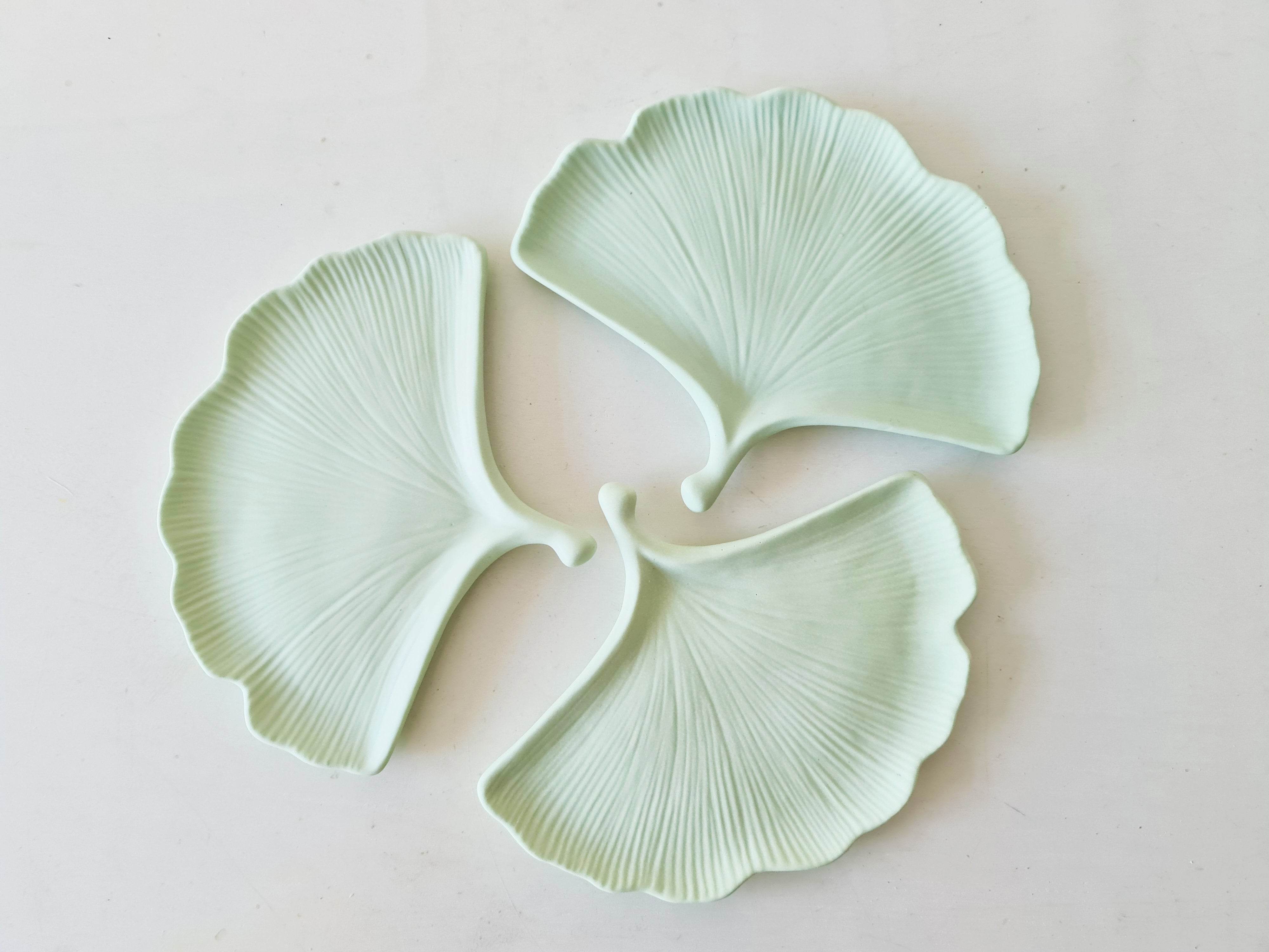 Gingko Leaf Tray - Peace