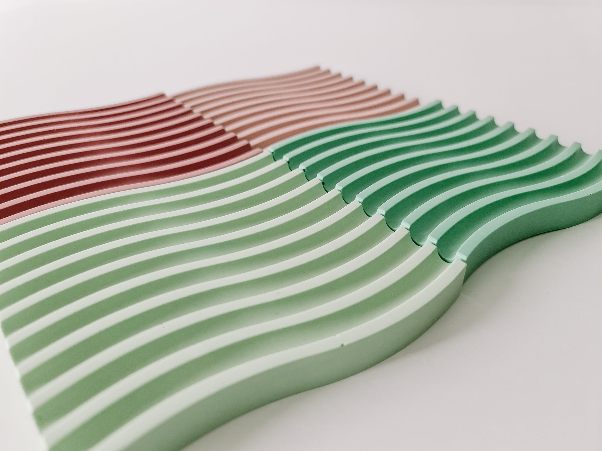 Wave Tray - Mint Frappe