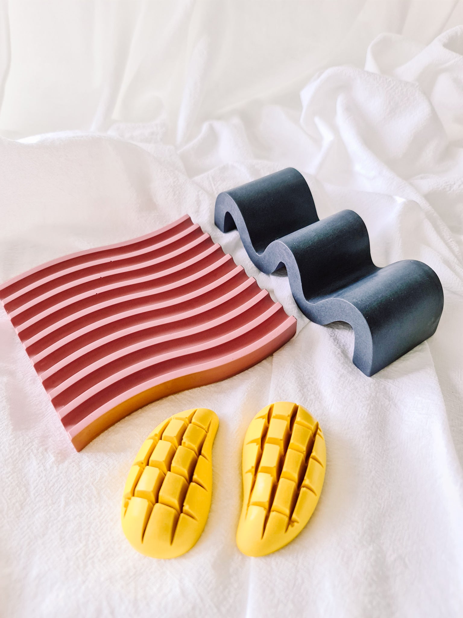 Wave Multipurpose Holder - Navy Blue